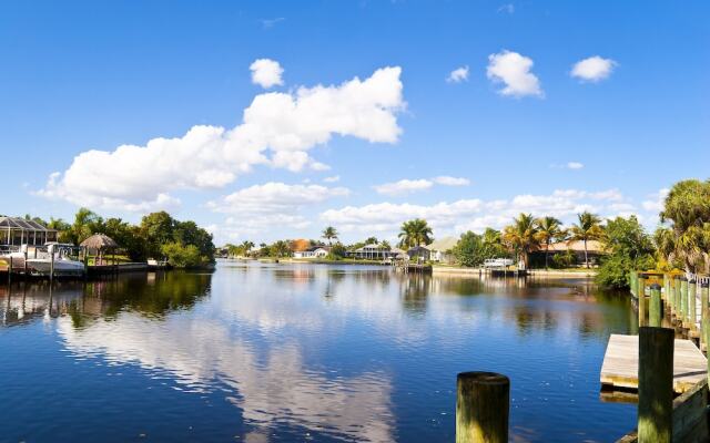 17754mil 2 Bedroom Condo