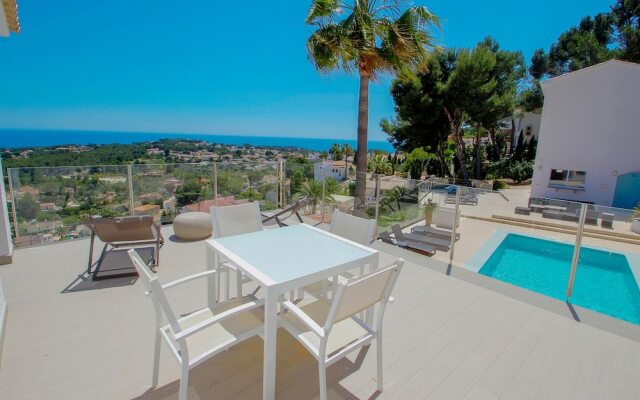 Amigos - holiday home with private swimming pool in Moraira