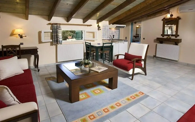 Yannis Servos Barbati Apartments