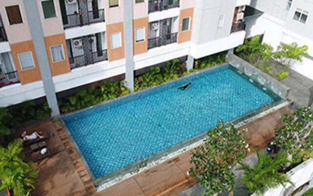 Ravanza Room at Apartemen Student Castle