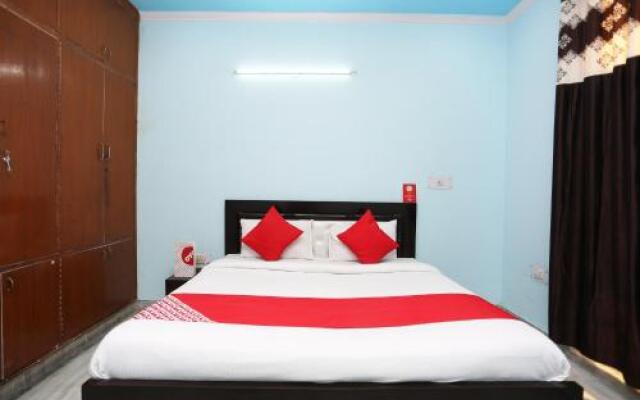 OYO 24496 Lotus Residency