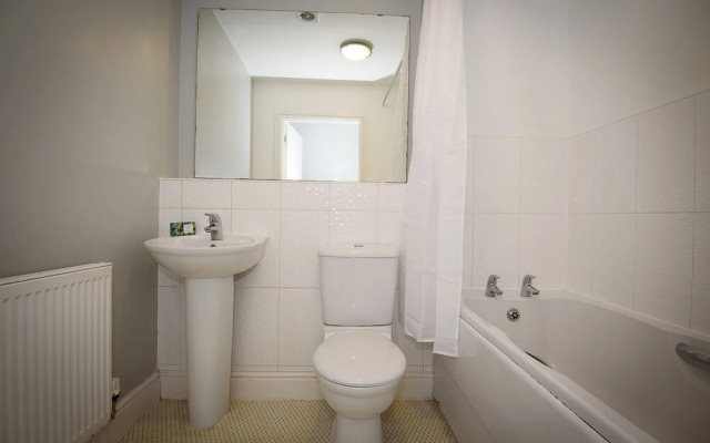 Karah Suites- Longhorn Avenue