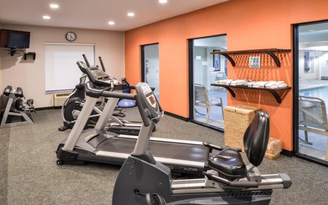 Holiday Inn Express Suites Clifton Park by IHG