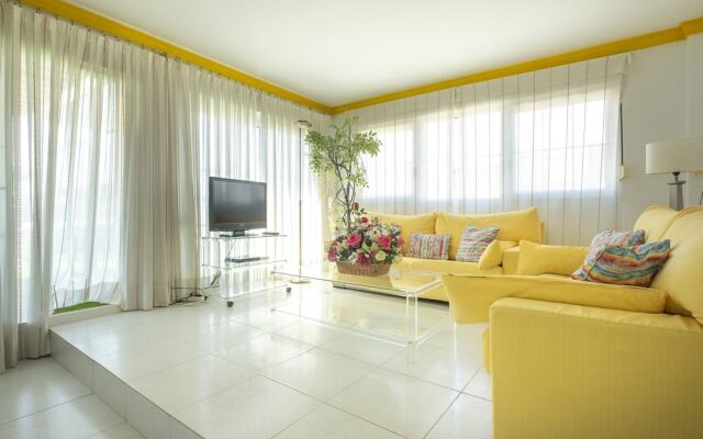 Apartamentos Monterroso