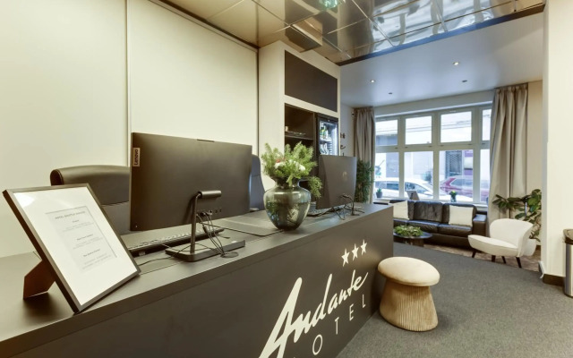 Andante Hotel