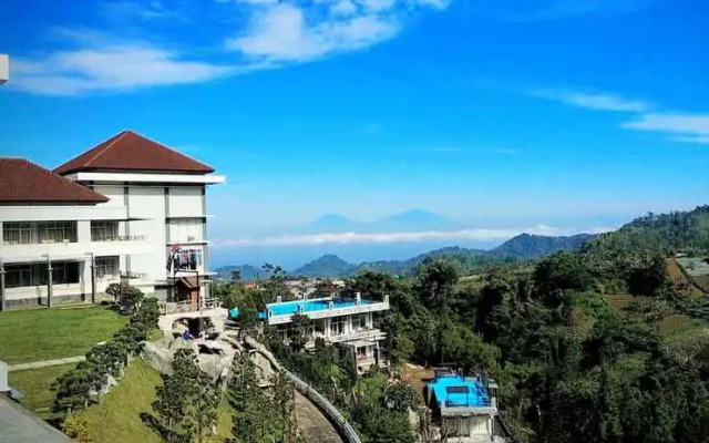 River Hill Tawangmangu