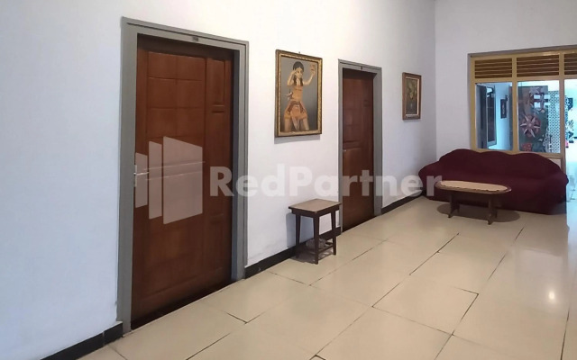 OYO 1036 Hotel Palem 1