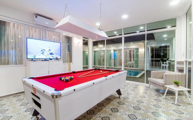Marwin Pool Villa 8
