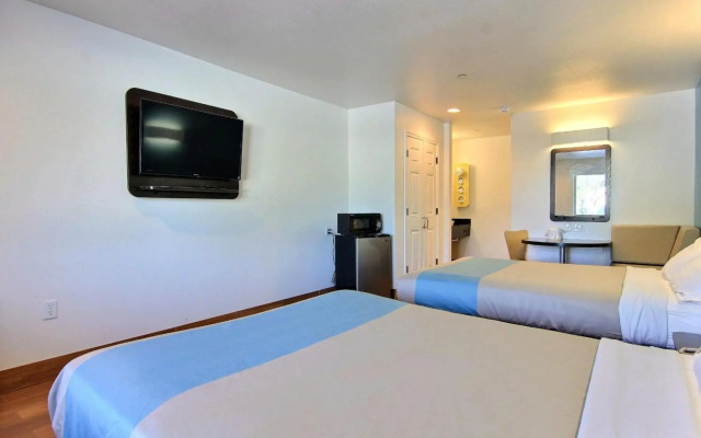 Motel 6 Rockport, TX