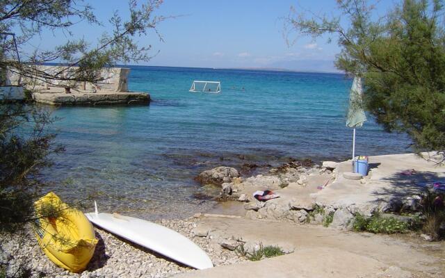 Igi - in the Beach Camp - A1 Porat