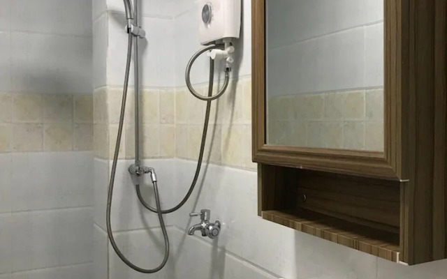 Thada Apartment
