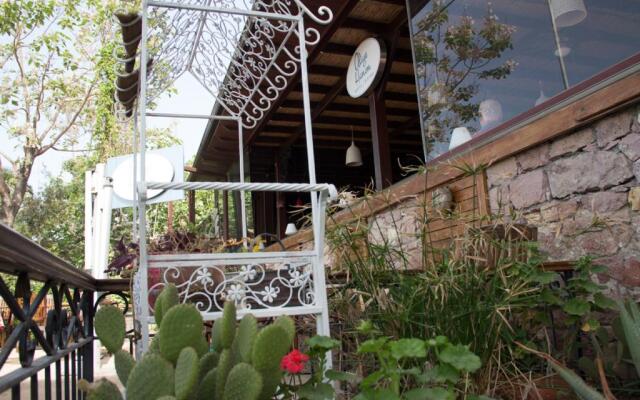 Aliye Hanim Hotel