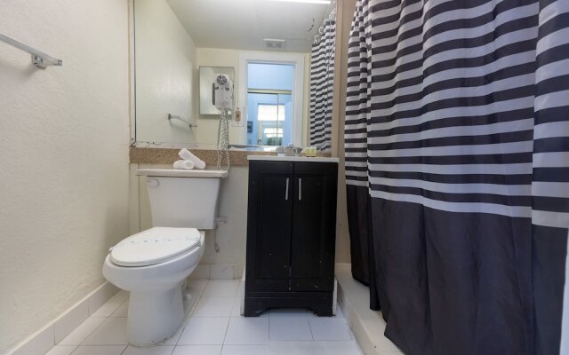 521 Studio Hollywood Beach