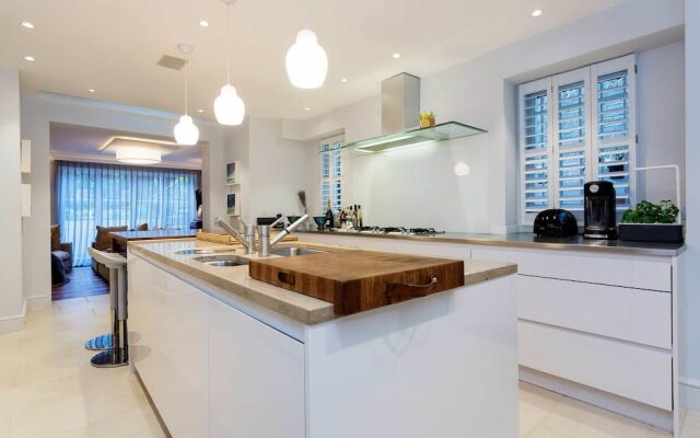 Luxury in Chelsea Townhouse