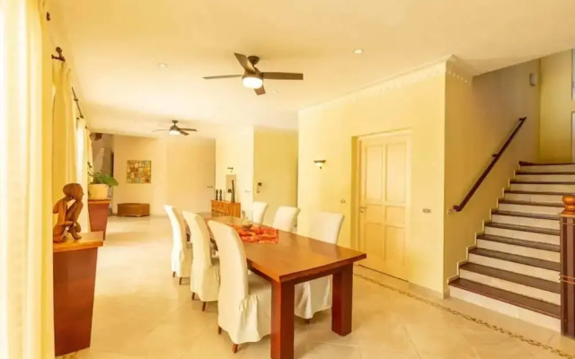 Hideaway Beach Properties by Caribe Stays