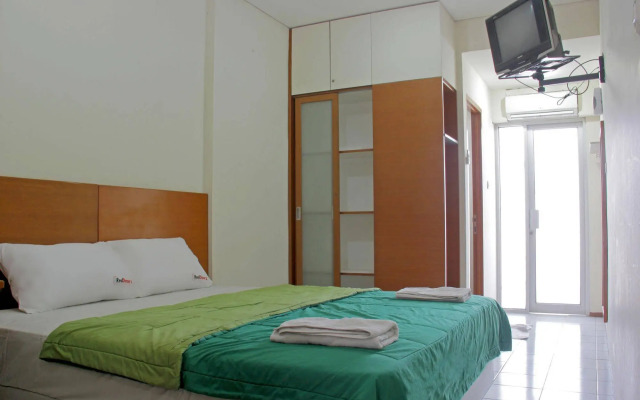 RedDoorz near Paris Van Java