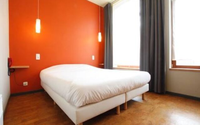 Hotel O Mal Aime