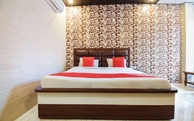 OYO 4430 Hotel Holy city