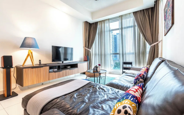 Sleeps 6 Near Bukit Jalil Fiber Long Short Stay – Guest Rooms – Kuala Lumpur