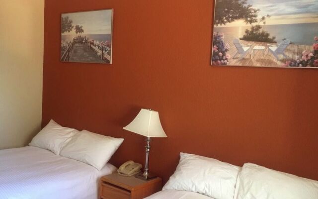 Ramada by Wyndham West Edmonton Hotel & Suites