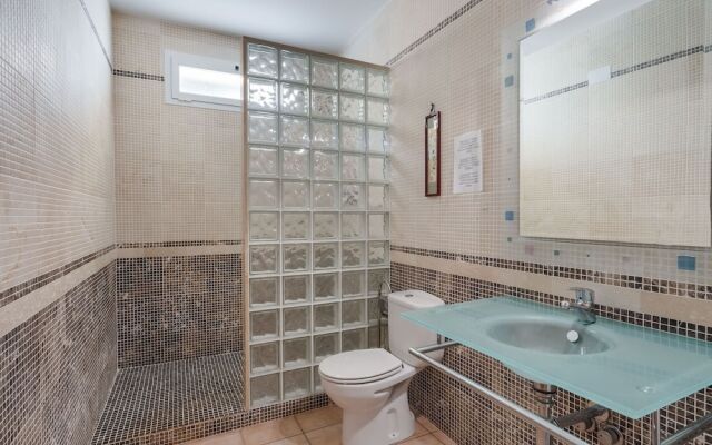 Lavish Villa 8pp in Javea With Private Swimming Pool