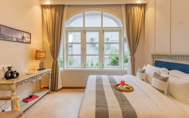 ELIVAAS Vacasa 5BHK PetFriendly & Pool