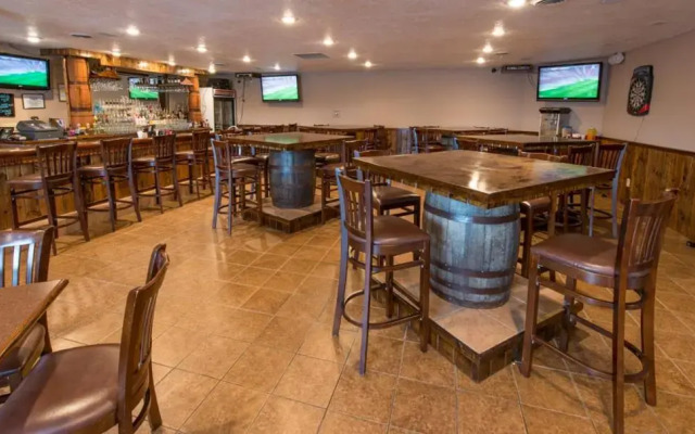 Boarders Inn & Suites by Cobblestone Hotels - Munising