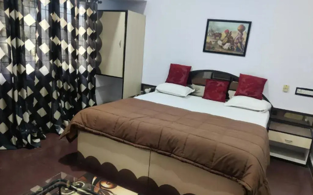 Hotel Centre Point by OYO Rooms