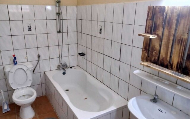 Stay.Plus Mtwapa Holiday Home