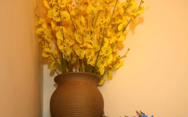 Anjing Old Tree Courtyard (Emeishan Scenic Area)