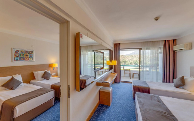 Hotel Grand Efe