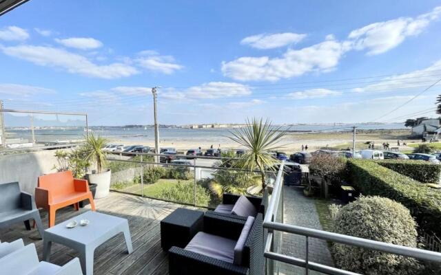 LUXURY T3 neuf de standing Front de mer vue 180