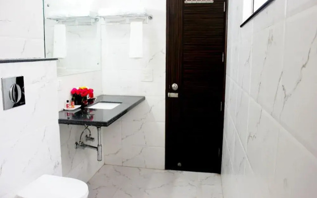 OYO 531 Hotel Cyber Inn