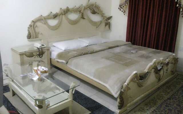 Hotel luxury palace