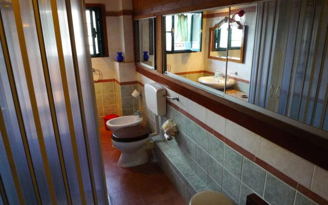 Seralcadio Guesthouse and Holiday Apartments