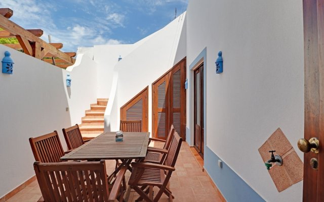 Sagres Typical House By Homing