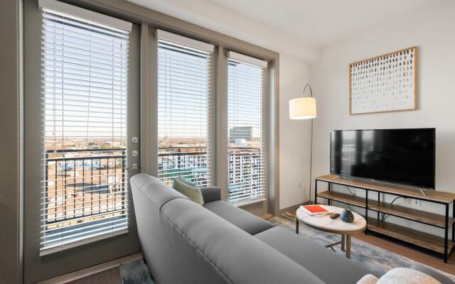 Arlington | Classy Studio Apartment