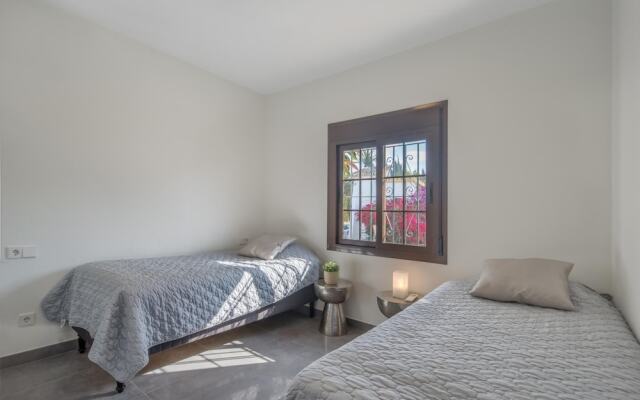 Aldea Blanca Luxury Townhouse