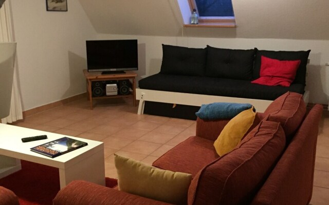 Peaceful holiday home in Niendorf with garden seating and parking