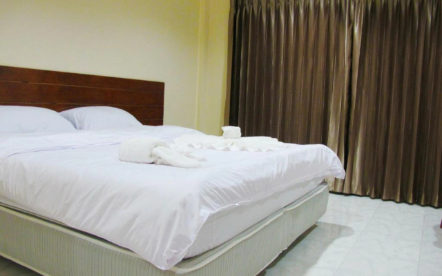 Be Fine Sabuy Hotel & Resort – Guest Rooms – Surat Thani