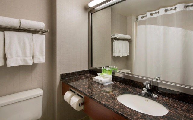 Holiday Inn Express & Suites Sherwood Park-Edmonton Area by IHG