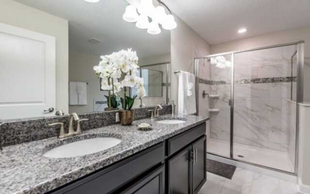 6-Bedroom Villa in Davenport 1550MVD