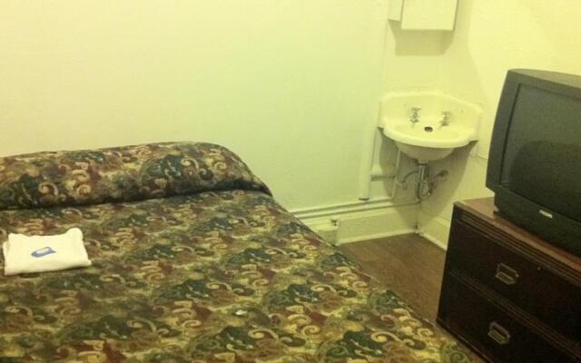 Budget Inn