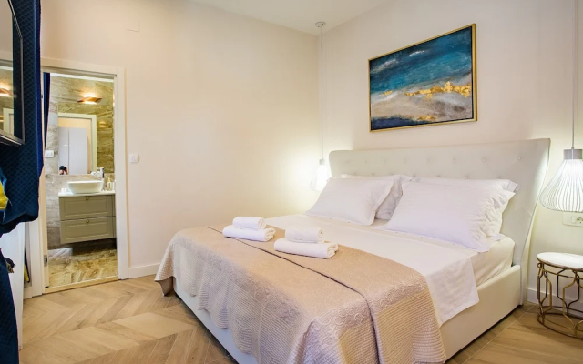 Split Best4Stay Luxury Rooms