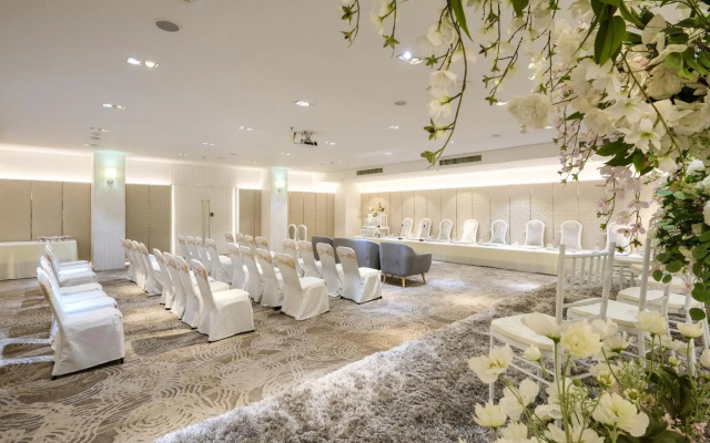 TK Palace Hotel & Convention