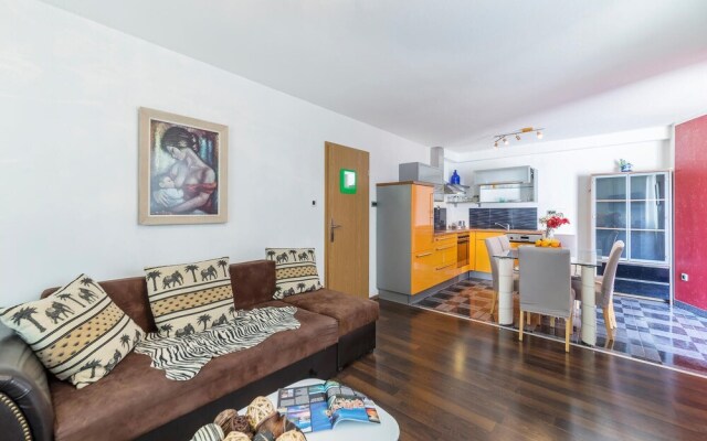 Stunning Apartment in Fazana With Wifi and 3 Bedrooms