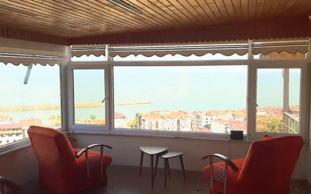 Lovely Flat Near Sea With Balcony in Cayeli