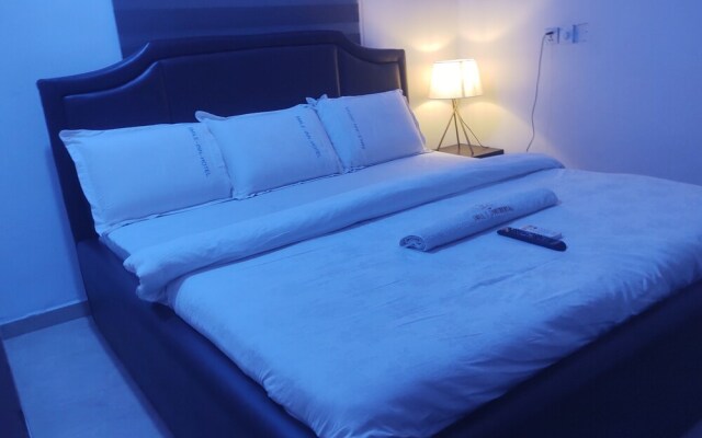 Smile-T Continental Hotel