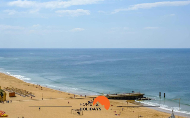 #098 Guest Antonieta Studio with Ocean and OldTown View