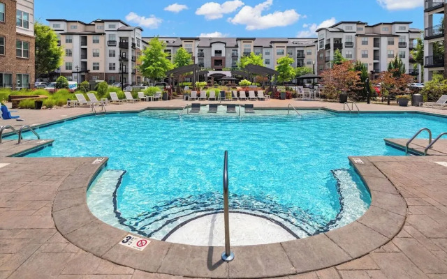 Landing Charlotte Apartments